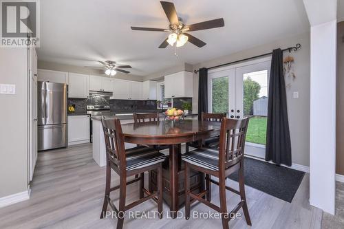 5 Chatsworth Crescent, Hamilton (Waterdown), ON - Indoor Photo Showing Dining Room