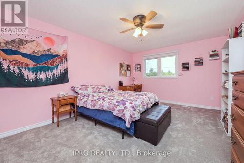 5 Chatsworth Crescent, Hamilton (Waterdown), ON - Indoor Photo Showing Bedroom