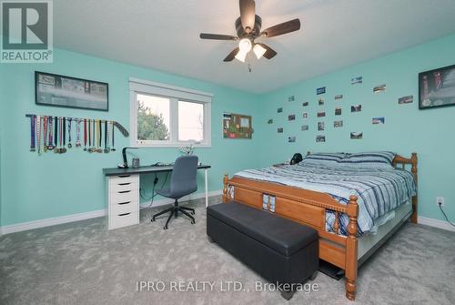 5 Chatsworth Crescent, Hamilton (Waterdown), ON - Indoor Photo Showing Bedroom