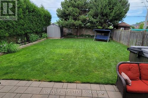 5 Chatsworth Crescent, Hamilton (Waterdown), ON - Outdoor With Backyard