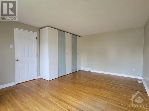 1295 Ledbury Avenue Unit#10, Ottawa, ON - Indoor Photo Showing Other Room