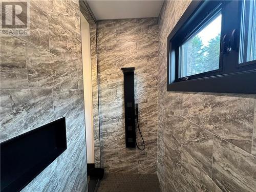 Ensuite with Dual Showers - 55 Hanlon Bay Road, Elgin, ON - Indoor