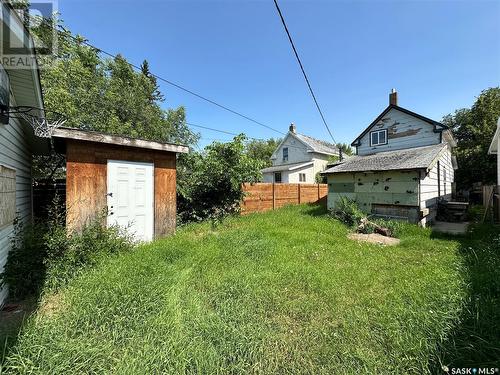 619 L Avenue S, Saskatoon, SK - Outdoor