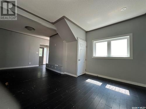 619 L Avenue S, Saskatoon, SK - Indoor Photo Showing Other Room