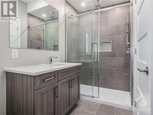 247 Bourdeau Boulevard, Limoges, ON - Indoor Photo Showing Bathroom