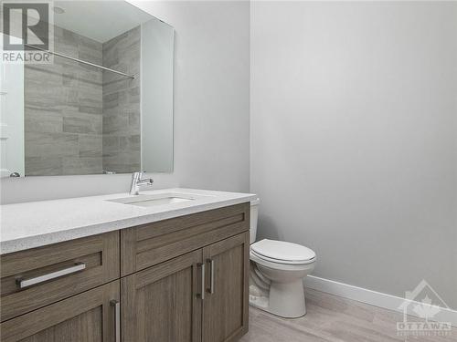 245 Bourdeau Boulevard, Limoges, ON - Indoor Photo Showing Bathroom