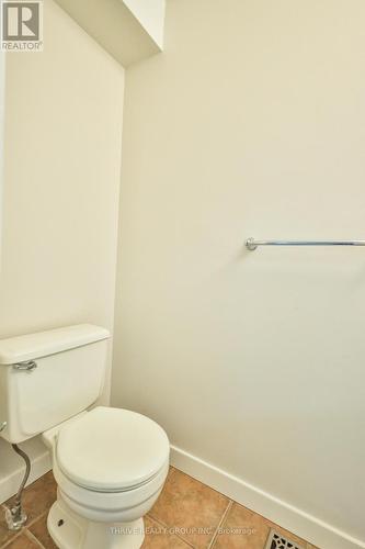 6 - 628 Wharncliffe Road S, London, ON - Indoor Photo Showing Bathroom