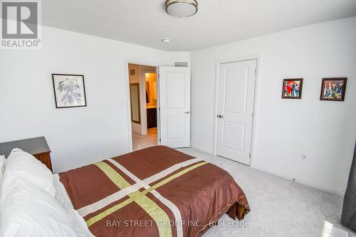 9 Copperhill Heights, Barrie (Painswick South), ON - Indoor Photo Showing Bedroom