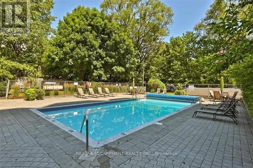 404 - 1237 North Shore Boulevard, Burlington (Brant), ON - Outdoor With In Ground Pool With Backyard