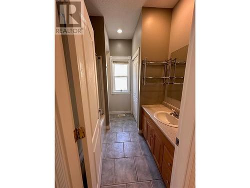 9515 Keithley Road, Vernon, BC - Indoor Photo Showing Bathroom