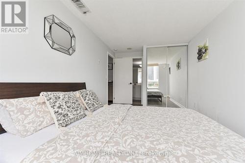 719 - 231 Fort York Boulevard, Toronto (Waterfront Communities), ON - Indoor Photo Showing Bedroom