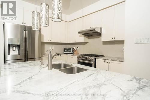 126 Barons Street, Vaughan (Kleinburg), ON - Indoor Photo Showing Kitchen With Double Sink With Upgraded Kitchen