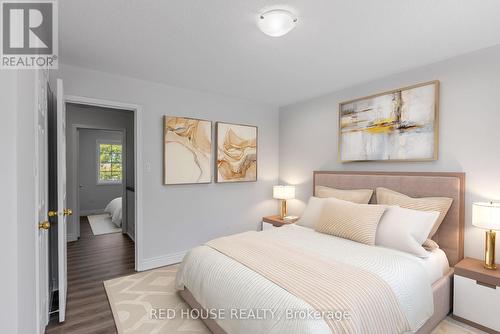 2447 Wooden Hill Circle, Oakville (West Oak Trails), ON - Indoor Photo Showing Bedroom