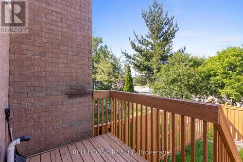 2447 Wooden Hill Circle, Oakville (West Oak Trails), ON - Outdoor With Exterior