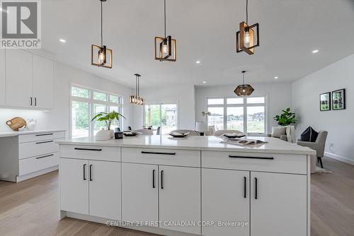 141 Greene Street, South Huron (Exeter), ON - Indoor Photo Showing Kitchen With Upgraded Kitchen