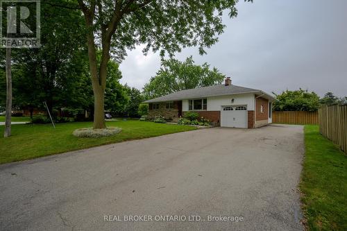 196 Grove Park Drive, Burlington (Lasalle), ON - Outdoor