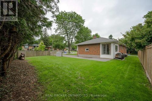 196 Grove Park Drive, Burlington (Lasalle), ON - Outdoor With Backyard