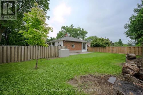 196 Grove Park Drive, Burlington (Lasalle), ON - Outdoor With Backyard