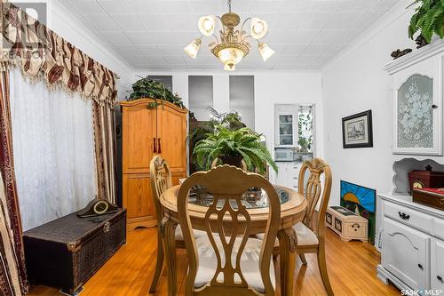 1218 1St Avenue Nw, Moose Jaw, SK - Indoor Photo Showing Dining Room