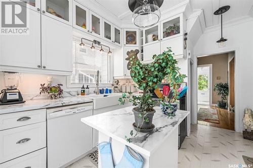 1218 1St Avenue Nw, Moose Jaw, SK - Indoor Photo Showing Kitchen