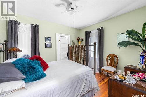 1218 1St Avenue Nw, Moose Jaw, SK - Indoor Photo Showing Bedroom