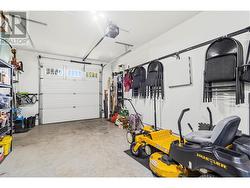 Single Garage - reverse view - 