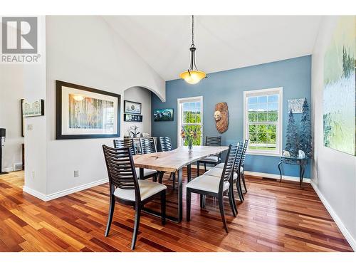 Dining Room has alcove for sideboard - 2726 Golf Course Drive, Blind Bay, BC - Indoor Photo Showing Dining Room