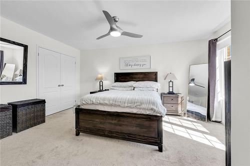 72 Sunset Way, Thorold, ON - Indoor Photo Showing Bedroom