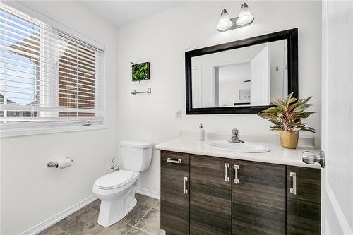 72 Sunset Way, Thorold, ON - Indoor Photo Showing Bathroom