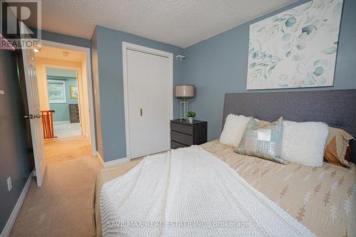 92 Highland Crescent, Kitchener, ON - Indoor Photo Showing Bedroom