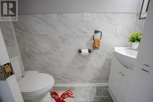 92 Highland Crescent, Kitchener, ON - Indoor Photo Showing Bathroom