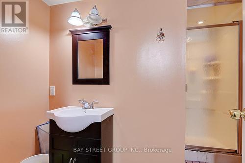 618 Crimson Crescent, Oshawa (Mclaughlin), ON - Indoor Photo Showing Bathroom