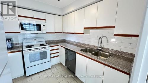 706 - 5460 Yonge Street, Toronto, ON - Indoor Photo Showing Kitchen With Double Sink