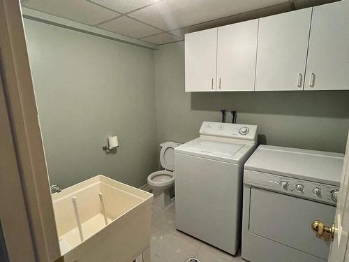 Salle d'eau - 5968 Rue Des Mangliers, Longueuil (Saint-Hubert), QC - Indoor Photo Showing Laundry Room