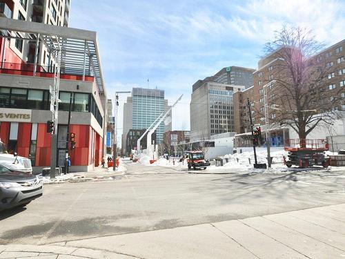 View - 918-1 Boul. De Maisonneuve O., Montréal (Ville-Marie), QC - Outdoor With Facade