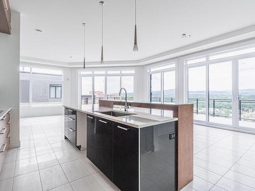 Vue sur l'eau - 1401-120 Rue De Candiac, Sherbrooke (Les Nations), QC - Indoor Photo Showing Kitchen With Upgraded Kitchen