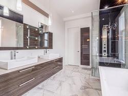 Ensuite bathroom - 