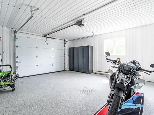 Garage - 872 Rue De Gibraltar, Sherbrooke (Brompton/Rock Forest/Saint-Élie/Deauville), QC - Indoor Photo Showing Garage