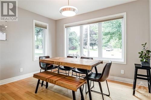 1025 Riddell Avenue S, Ottawa, ON - Indoor Photo Showing Dining Room