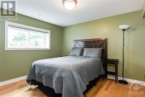 1025 Riddell Avenue S, Ottawa, ON - Indoor Photo Showing Bedroom