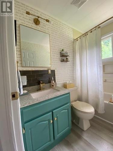 10 Hillview Extension Street, Glovertown, NL - Indoor Photo Showing Bathroom