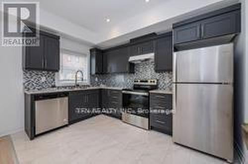 63 Gateland Drive, Barrie, ON - Indoor Photo Showing Kitchen With Stainless Steel Kitchen