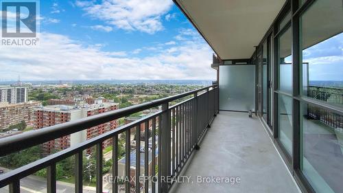 2207 - 830 Lawrence Avenue W, Toronto (Yorkdale-Glen Park), ON - Outdoor With Balcony With View With Exterior