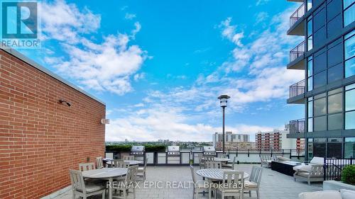 2207 - 830 Lawrence Avenue W, Toronto (Yorkdale-Glen Park), ON - Outdoor