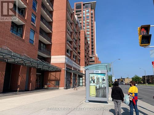 2207 - 830 Lawrence Avenue W, Toronto (Yorkdale-Glen Park), ON - Outdoor With Balcony