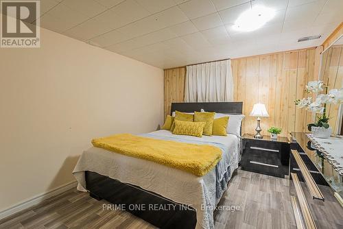 1128 Hilltop Street, Peterborough (Otonabee), ON - Indoor Photo Showing Bedroom