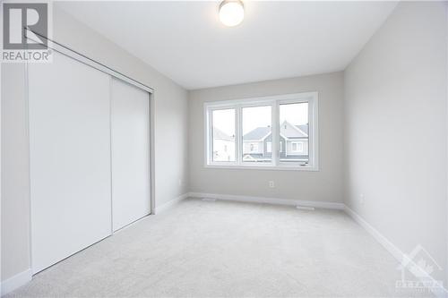 261 Surface Lane, Ottawa, ON - Indoor Photo Showing Other Room