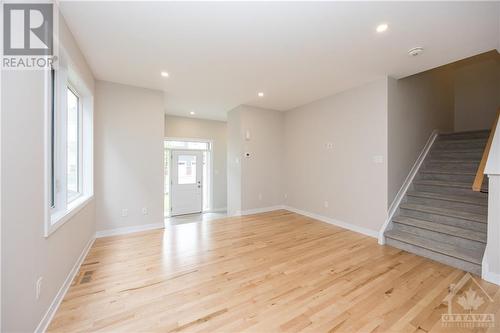 261 Surface Lane, Ottawa, ON - Indoor Photo Showing Other Room