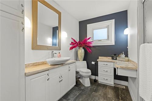 19 Minstrel Court, Hamilton, ON - Indoor Photo Showing Bathroom