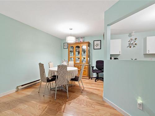 112-3185 Barons Rd, Nanaimo, BC - Indoor Photo Showing Dining Room